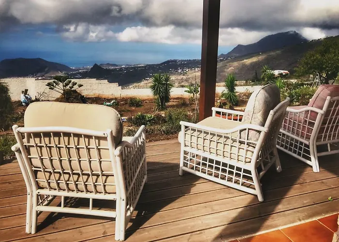 维斯塔博尼塔公寓 *